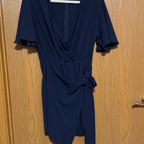 Flared Sleeve Romper V Neck Waist Tie Knot Solid Romper Casual - Picture 2 of 12